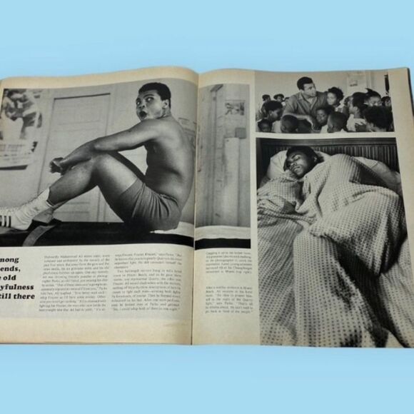 LIFE Magazine October 23, 1970 Look Out He’s Back - Picture 3 of 7